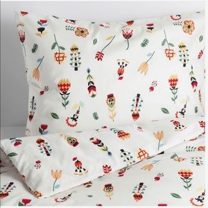 IKEA Rosenfibbla Twin Sheets (unopened)